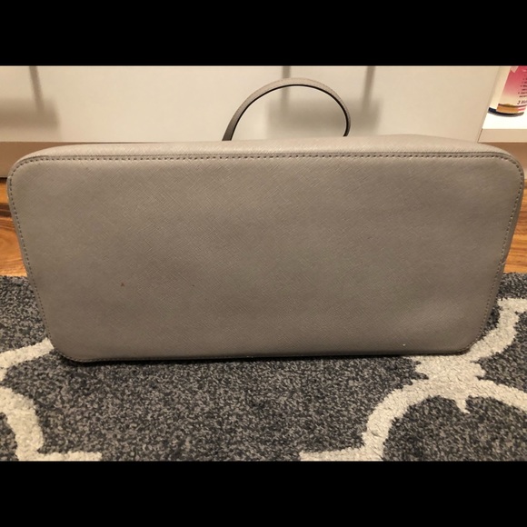 Micheal Kors tote - Picture 8 of 8